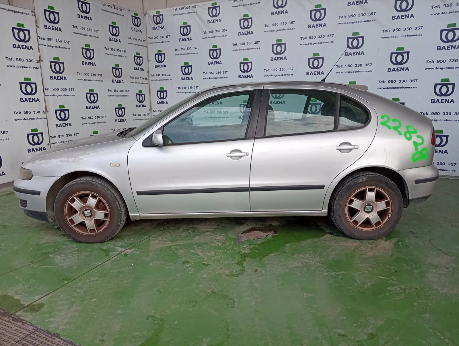 SEAT LEON (1M1)