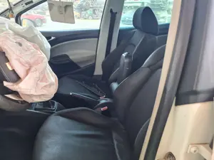 SEAT IBIZA BERLINA (6J5) foto 4