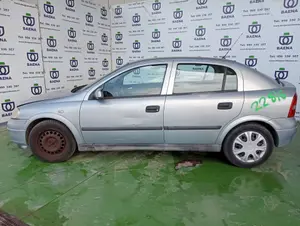 OPEL ASTRA G BERLINA foto 1