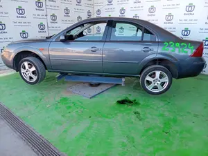 FORD MONDEO BERLINA (GE) foto 1