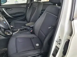 BMW SERIE 1 BERLINA (E81/E87) foto 7