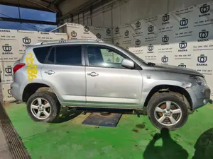 TOYOTA RAV4 (A3) foto 5