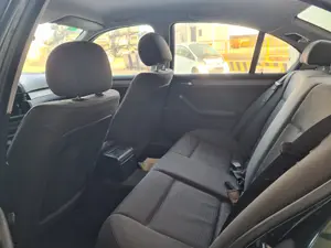 BMW SERIE 3 BERLINA (E46) foto 6