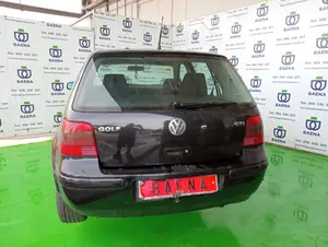 VOLKSWAGEN GOLF IV BERLINA (1J1)(10.1997) foto 2