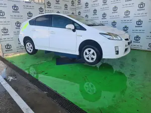 TOYOTA PRIUS (ZVW30) foto 4