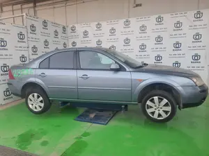 FORD MONDEO BERLINA (GE) foto 5