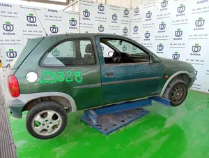 OPEL CORSA B foto 4