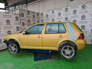 VOLKSWAGEN GOLF IV BERLINA (1J1)(10.1997) foto 7