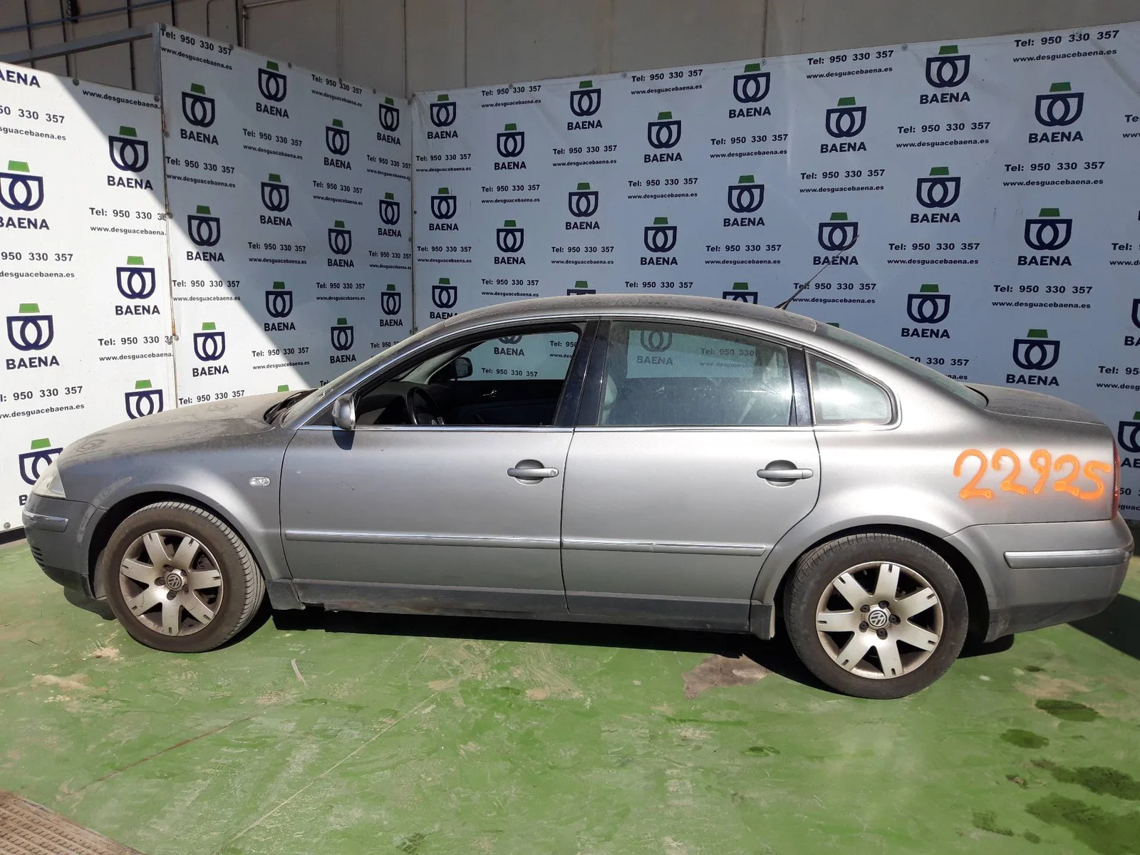 VOLKSWAGEN PASSAT BERLINA (3B3)