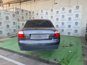 AUDI A4 BERLINA (8E) foto 2