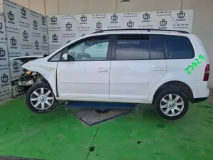 VOLKSWAGEN TOURAN (1T1) foto 3
