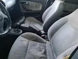 SEAT IBIZA (6L1) foto 6