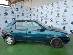 FORD FIESTA BERL./COURIER foto 1