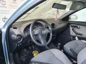 SEAT IBIZA (6L1) foto 4