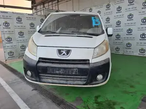 PEUGEOT EXPERT FURGÓN foto 1