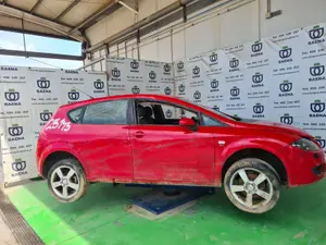 SEAT LEON (1P1) foto 4