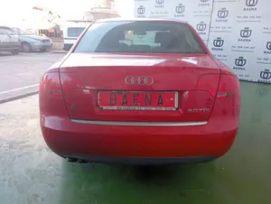 AUDI A4 BERLINA (8E) foto 5