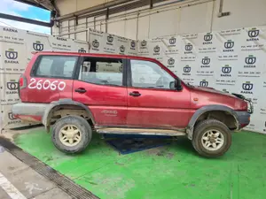 NISSAN TERRANO II (R20) foto 3