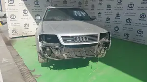 AUDI A6 BERLINA (4B2) foto 1