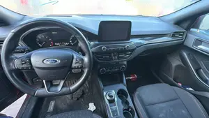 FORD FOCUS BERLINA (CGE) foto 2