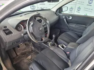 RENAULT MEGANE II CLASSIC BERLINA foto 3