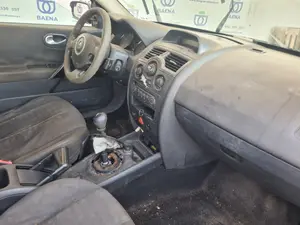 RENAULT MEGANE II BERLINA 5P foto 5