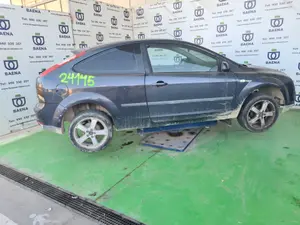 FORD FOCUS BERLINA (CAP) foto 3