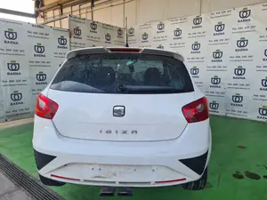 SEAT IBIZA BERLINA (6J5) foto 5