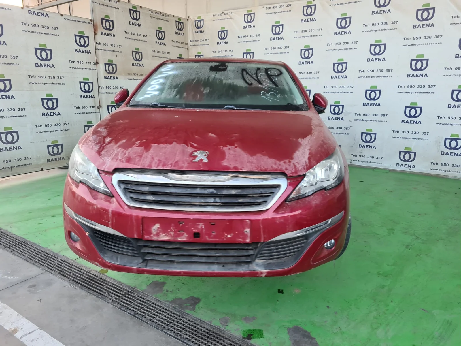 PEUGEOT 308