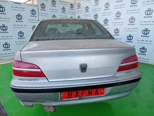 PEUGEOT 406 BERLINA (S1/S2) foto 2