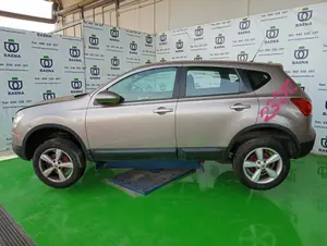 NISSAN QASHQAI (J10) foto 1