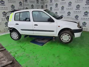 RENAULT CLIO II FASE I (B/CB0) foto 3