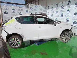 SEAT IBIZA (6P1) foto 3