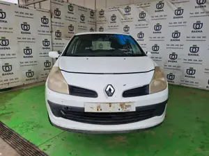 RENAULT CLIO II SYMBOL foto 1