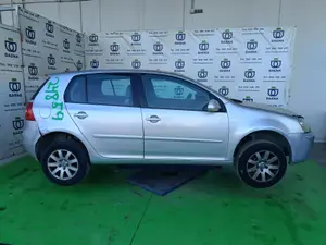 VOLKSWAGEN GOLF V (1K1)(10.2003) foto 4