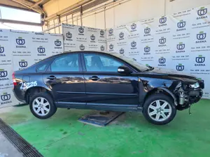 VOLVO S40 BERLINA foto 7