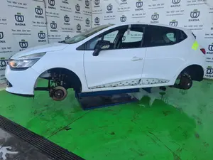 RENAULT CLIO IV foto 3