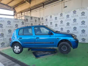 RENAULT CLIO II FASE II (B/CB0) foto 6