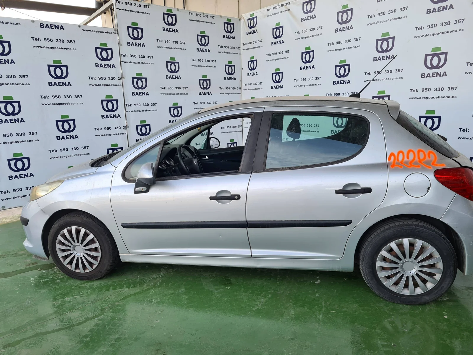 PEUGEOT 207