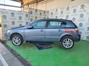 OPEL ASTRA H BERLINA foto 2