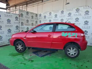 SEAT IBIZA (6L1) foto 4