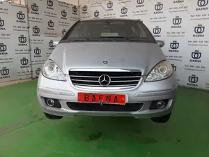 MERCEDES-BENZ CLASE A (BM 169) foto 1