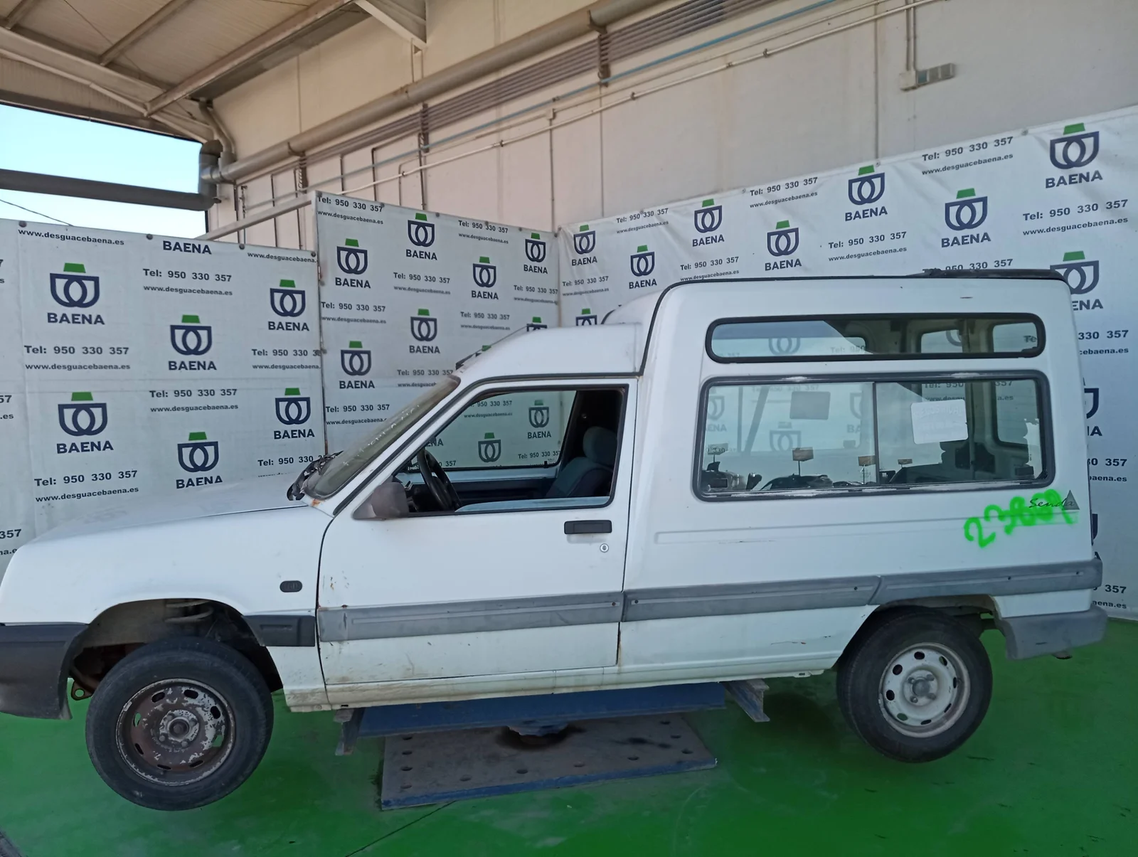 RENAULT RAPID /EXPRESS (F40)