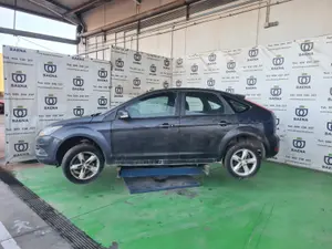 FORD FOCUS BERLINA (CAP) foto 5