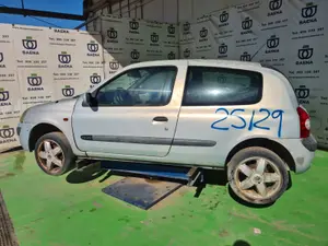 RENAULT CLIO II FASE I (B/CB0) foto 4