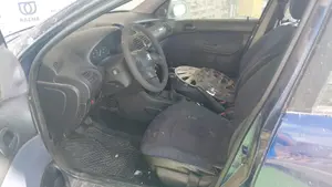 PEUGEOT 206 foto 5
