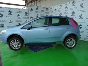 FIAT GRANDE PUNTO (199) foto 1