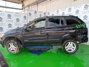 SSANGYONG KYRON foto 4