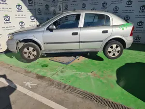 OPEL ASTRA G BERLINA foto 4