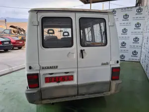 RENAULT TRAFIC I foto 3